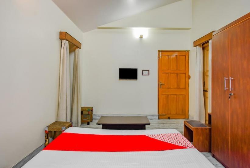 Oyo Retro Residency Hotel Durgápur Kültér fotó