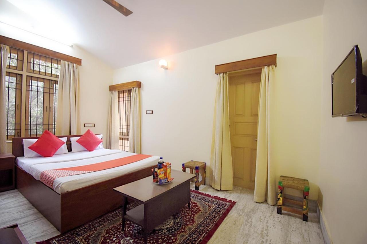 Oyo Retro Residency Hotel Durgápur Kültér fotó