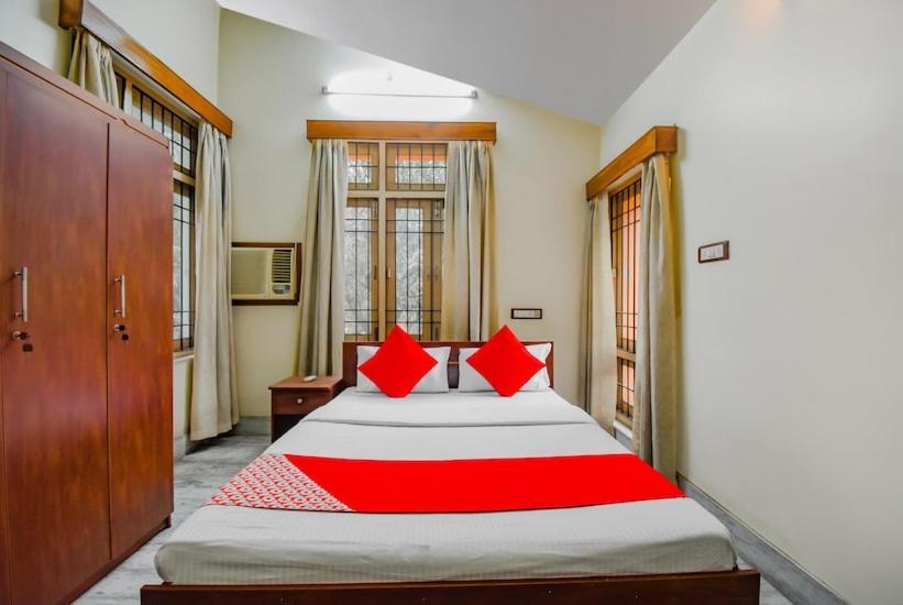 Oyo Retro Residency Hotel Durgápur Kültér fotó