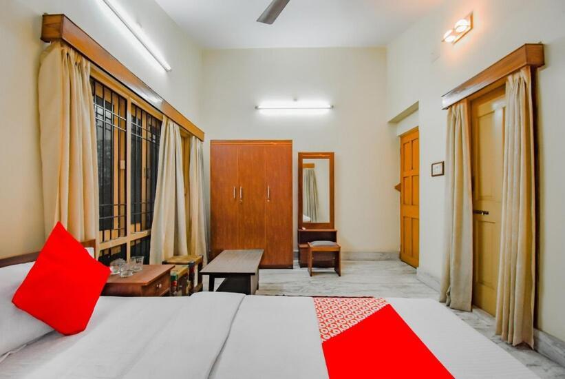 Oyo Retro Residency Hotel Durgápur Kültér fotó