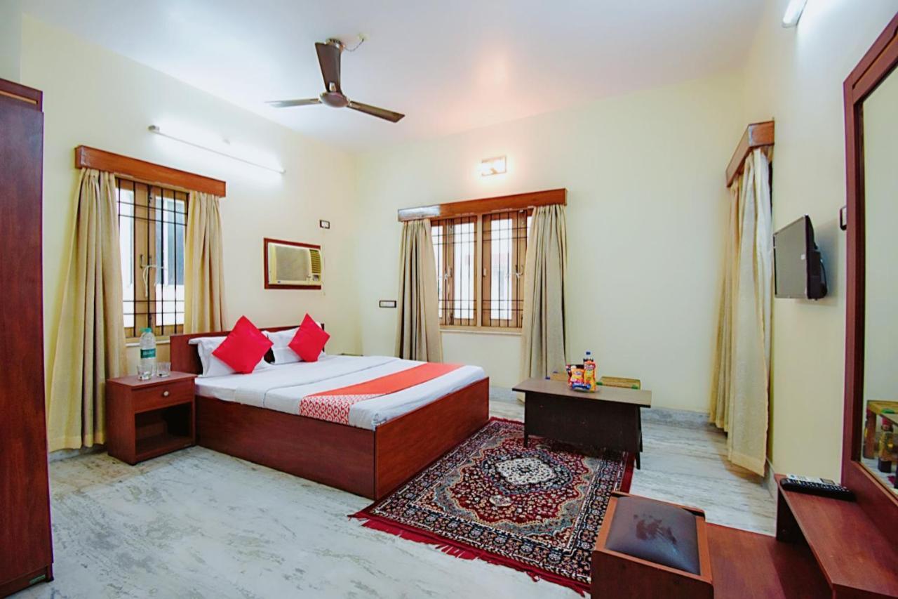 Oyo Retro Residency Hotel Durgápur Kültér fotó